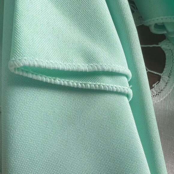 Vintage Mint Green Dinner Napkins and Shell Rings Set of 4 Coastal Home Dining - Picture 6 of 9